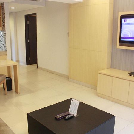Quest Hotel Kuta By Aston Esterno foto
