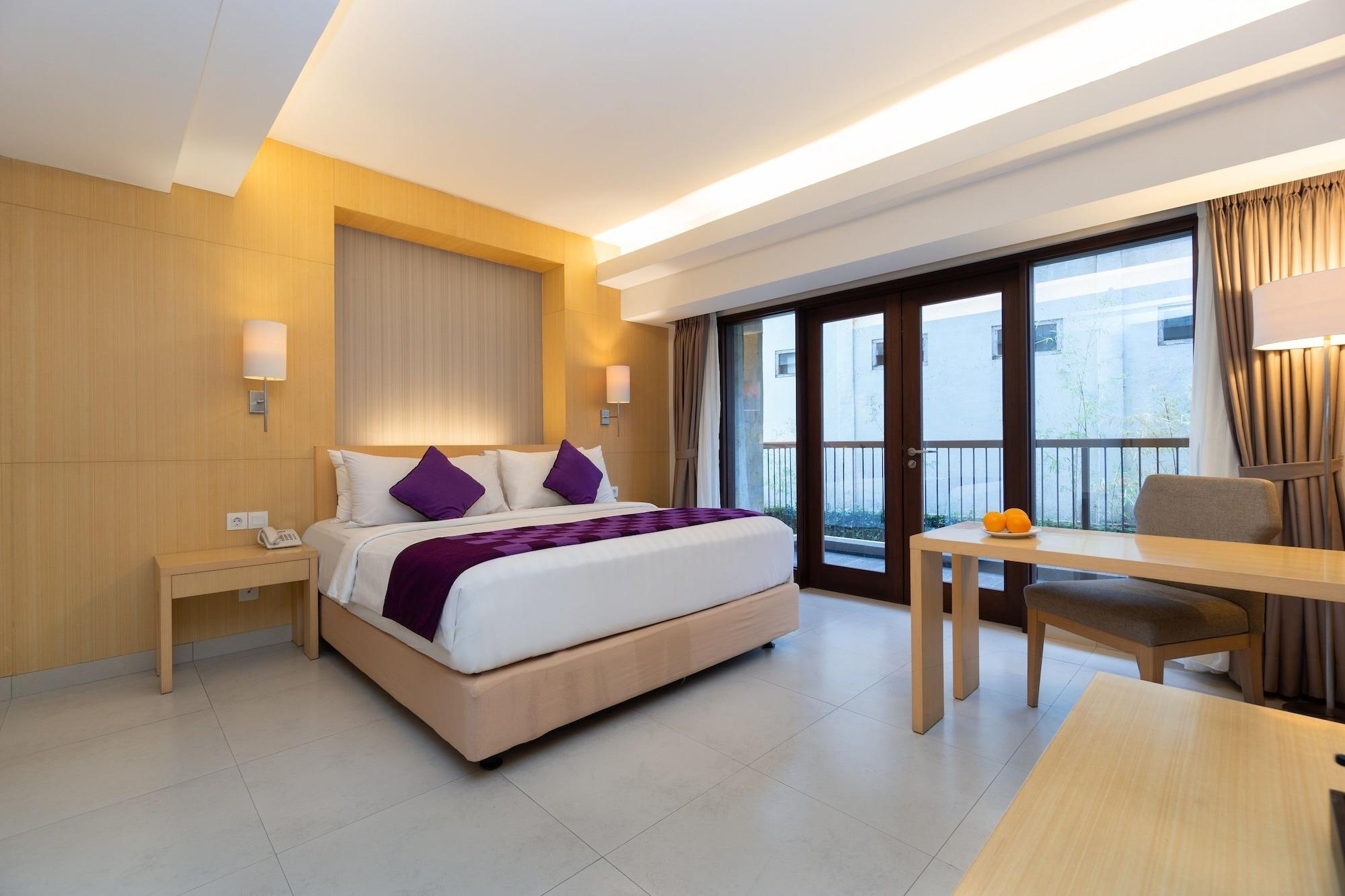 Quest Hotel Kuta By Aston Esterno foto